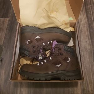 8.5 women's hoss steel toed boot